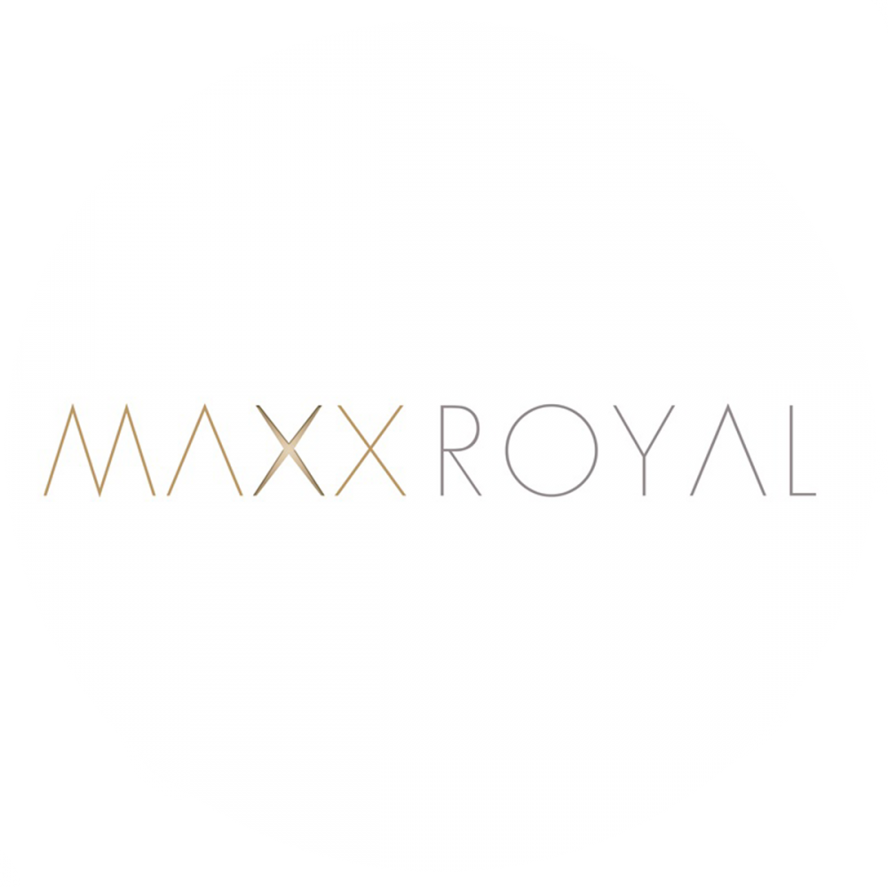 Maxx Royal